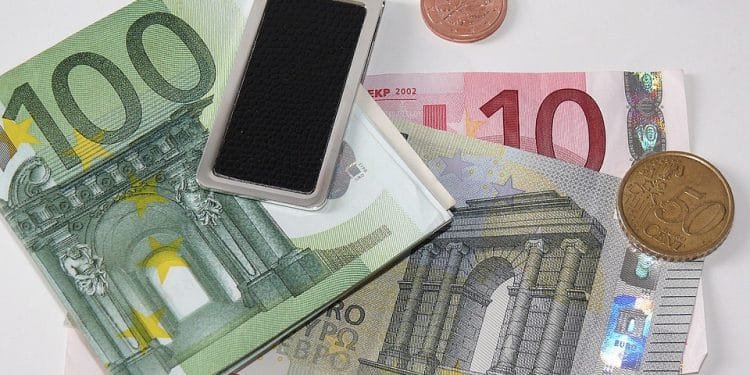 Achieving Financial Freedom: How to Set and Reach your Budgeting Goals