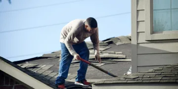 Is Your Roof Trying to Tell You Something? 7 Signs You Should Invest in a New Roof