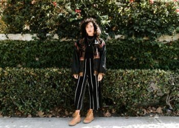 How to Incorporate Trending Styles into Your Everyday Wardrobe