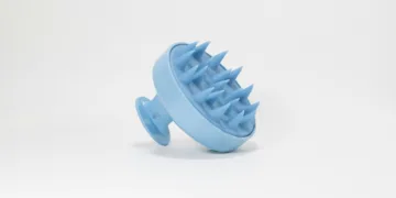 How a Scalp Exfoliator Can Help Combat Psoriasis