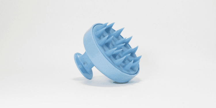 How a Scalp Exfoliator Can Help Combat Psoriasis